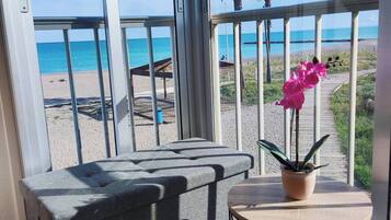 Apartemen, 3 kamar tidur | Balkon