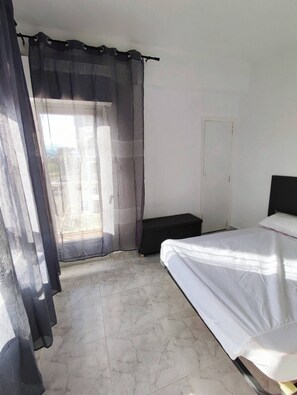3 bedrooms