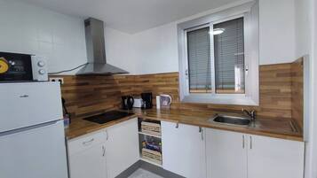 Apartamento, 3 habitaciones | Interior