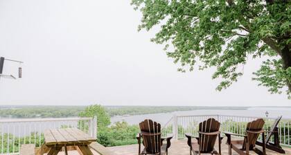 Bayview House at Lake on the Mountain