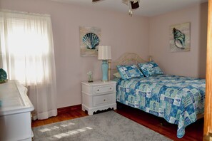 3 quartos, ferros/tábuas de passar roupa, Wi-Fi, roupa de cama