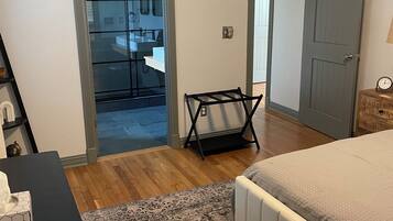 2 chambres, fer et planche à repasser, Wi-Fi gratuit, draps fournis