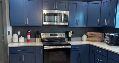 Holland Oasis, mins from The Ark Encounter