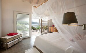 4 soverom, strykejern/-brett, wi-fi og sengetøy