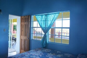 2 bedrooms, WiFi - Golden Heights Cottage (St. Pauls)