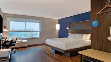 Kamer, 1 kingsize bed, toegankelijk voor mindervaliden (Mobility & Hearing, Roll-In Shower) | Gratis wifi