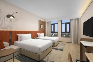 In-room safe, soundproofing, free WiFi
