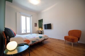 1 chambre, fer et planche à repasser, Wi-Fi