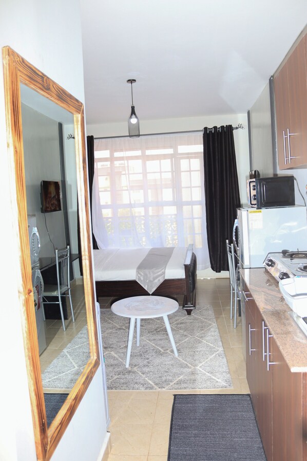 1 Schlafzimmer, Schreibtisch, Bügeleisen/Bügelbrett, kostenloses WLAN