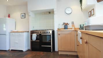 Utensilis de cuina, vaixella i coberteria