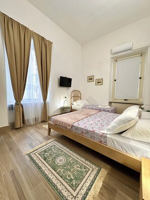 2 bedrooms, iron/ironing board, free WiFi, bed sheets - Elegant holiday home situated in Salerno, city centre, a few km from Amalficoast (Salerno)