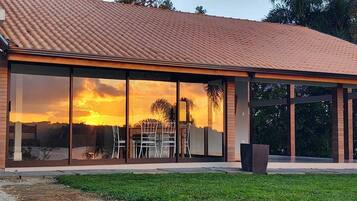 Design House, Lake View | Living area