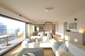 Apartment | Living area