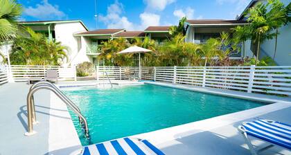 Sunset Lane Apartment Hotel