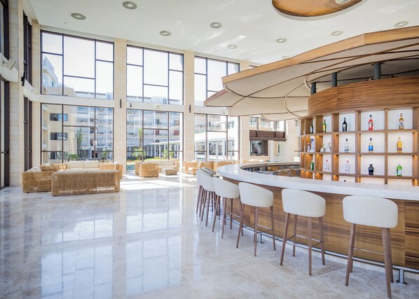 14 barer/lounger og 2 strandbarer