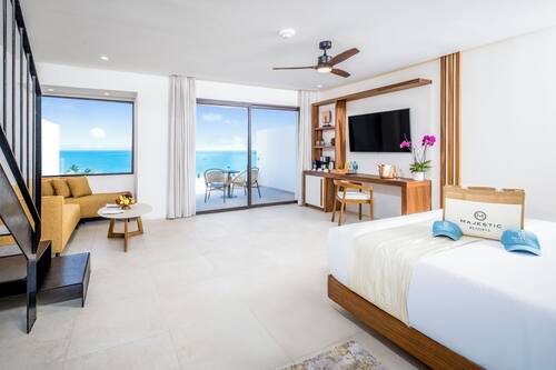 Mirage Club Plunge Pool Suite Oceanfront | 1 quarto, camas com colchões pillow-top