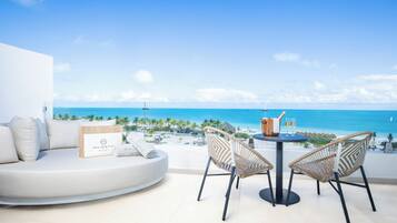Mirage Club Plunge Pool Suite Oceanfront | 1 bedroom, pillow-top beds, laptop workspace, free WiFi