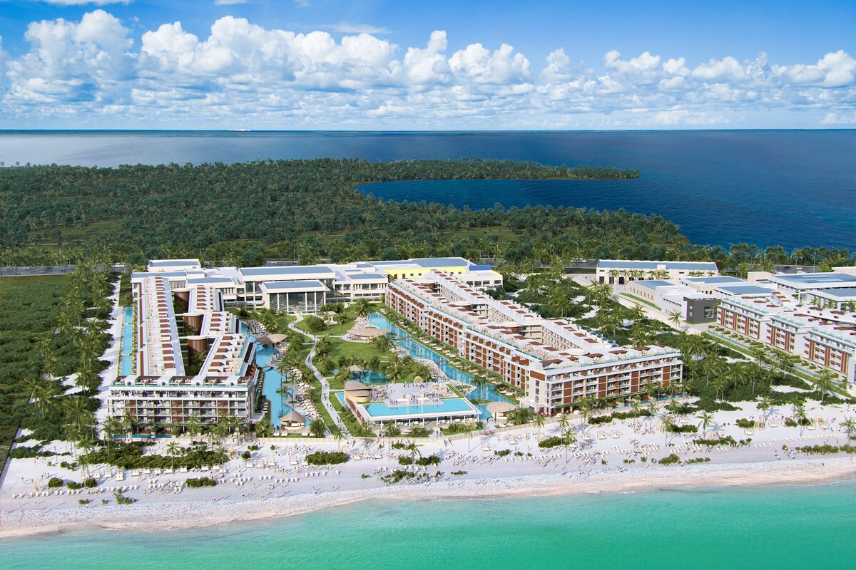 Majestic Mirage Costa Mujeres aerial view