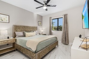 3 habitaciones, tabla de planchar con plancha, wifi y ropa de cama