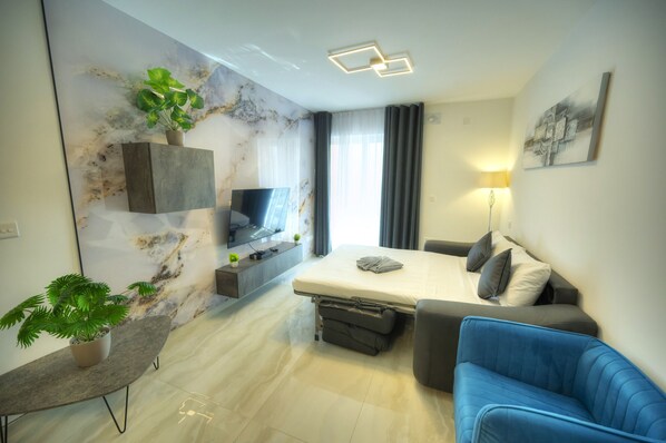 Bügeleisen/Bügelbrett, kostenloses WLAN, Bettwäsche