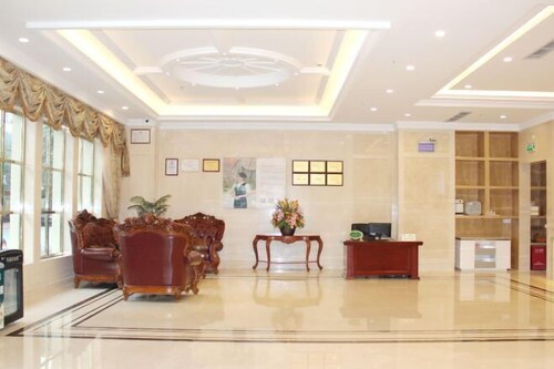 Vienna Hotel (Shenzhen Fuyong Xintian)