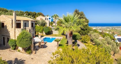 Teacher Cottage - Three Bedroom Villa, Sleeps 8