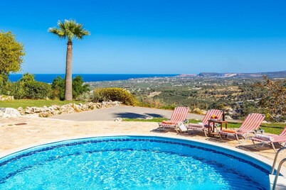 Villa Top Hill - Three Bedroom Villa, Sleeps 6