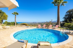 Pool - Villa Top Hill - Three Bedroom Villa, Sleeps 6 (Agia Triada)
