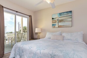 4 slaapkamers, een strijkplank/strijkijzer, wifi, beddengoed