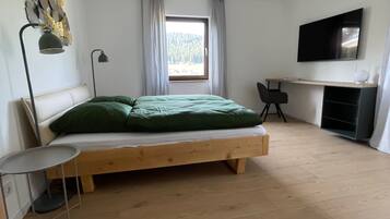 2 Schlafzimmer, Schreibtisch, kostenloses WLAN, Bettwäsche