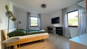 2 Schlafzimmer, Schreibtisch, kostenloses WLAN, Bettwäsche
