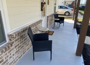 Terrace/patio - Welcome to Cozy Comfortable True JOI. Charming 1-bedroom cottage in Guntown (Guntown)