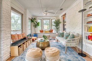 Casa (Multiple Bedrooms) | Interior