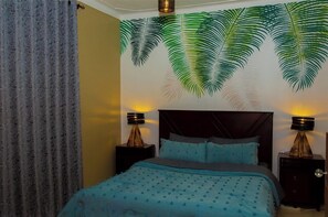 1 chambre, fer et planche à repasser, accès Internet, draps fournis