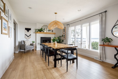 Bay View, Family Fun, Backyard Firepit, Wineries