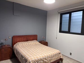 1 bedroom, iron/ironing board, WiFi, bed sheets - Cozy apartment (Ciudad de México)