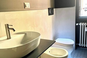 Apartment, 1 Bedroom | Bilik Mandi