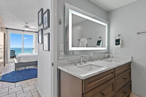 تجهيزات دش، مجففات شعر، مناشف