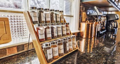 The Cleveland Cornerstone: 7BR + 4 BA + Ultimate Basement w/ Gameroom