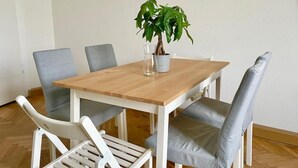 Unclassified image, 5 of 14, button - Bright & Cozy Apartment in City Center Vienna (Wien)