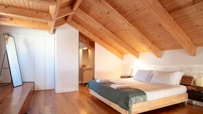 1 chambre, fer et planche à repasser, Wi-Fi gratuit, draps fournis