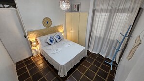 5 bedrooms, iron/ironing board, WiFi, bed sheets - Wonderful house by the sea, right on the sand. Exuberant, safe and comfortable home. (São José da Coroa Grande)