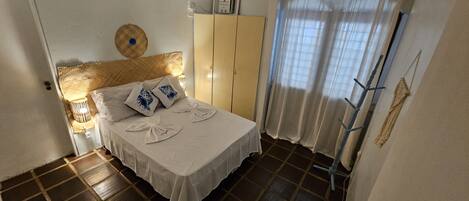 5 makuuhuonetta, silitysrauta/-lauta, Wi-Fi, vuodevaatteet