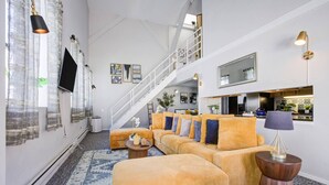 Unclassified image, 3 of 22, button - Downtown Penthouse #5 | Vintage +gym & balcony (Chicago)
