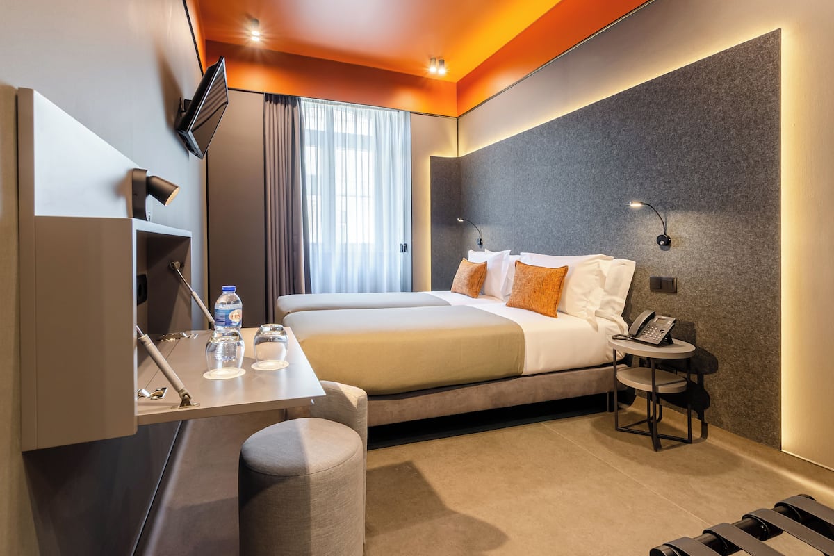 Standard Double or Twin Room | In-room safe, soundproofing, free WiFi