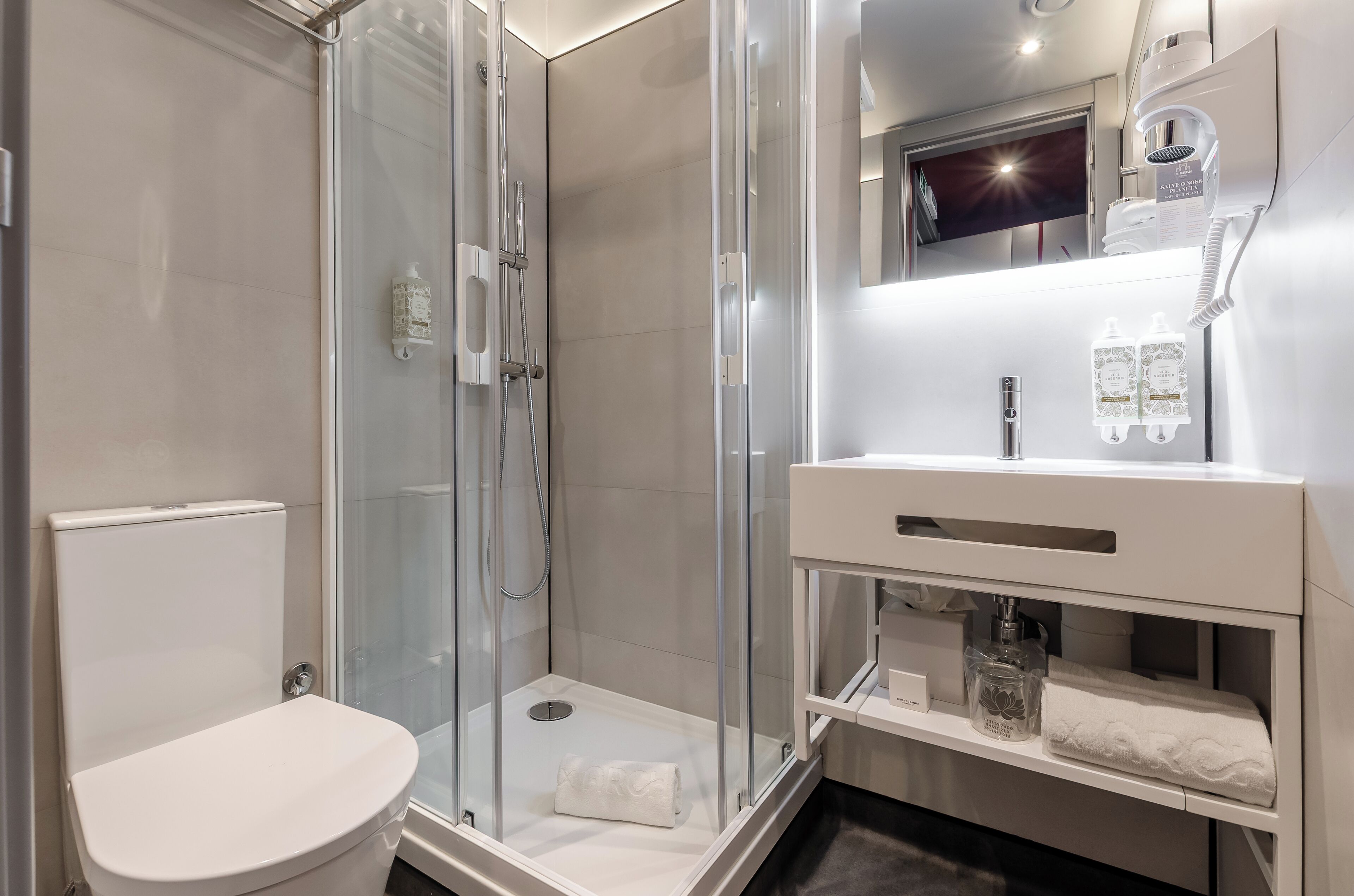 Photo - LX Arch Hotel