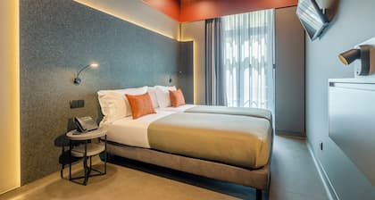 LX ARCH HOTEL