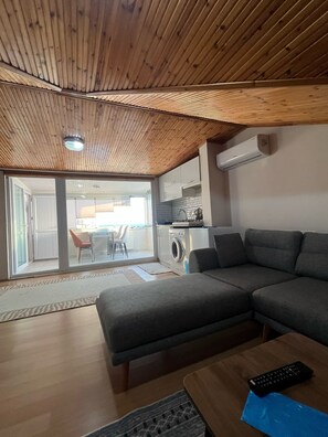 Condo, Sea View | 1 bedroom, free WiFi