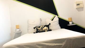 1 Schlafzimmer, BĂŒgeleisen/BĂŒgelbrett, WLAN, BettwĂ€sche