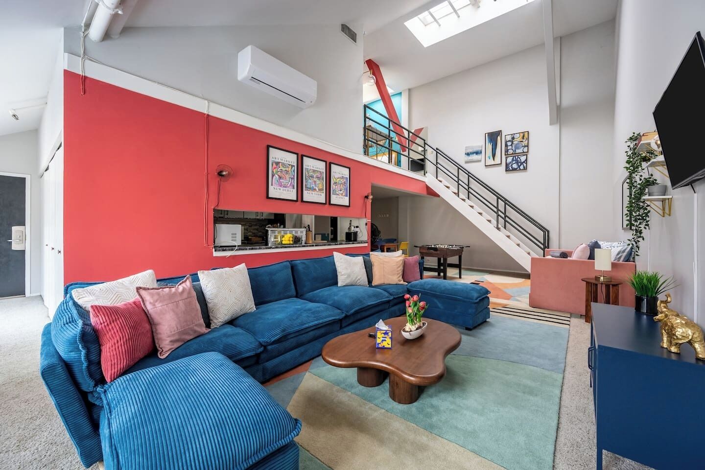 Smart-TV, fotballspill og bøker